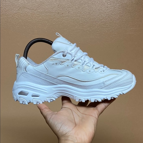 Skechers D’Lites White Cream Silver Sneakers - Picture 9 of 16
